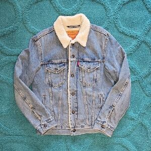 Levi's Men's Blue Denim Jacket with White Sherpa Collar XS